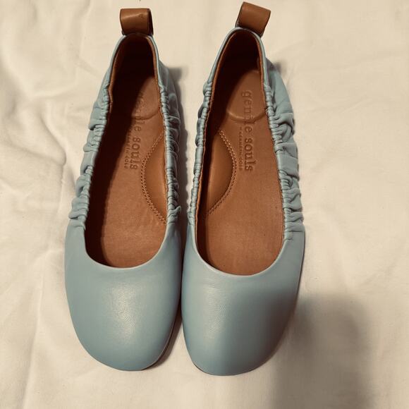 Gentle Souls by Kenneth Cole MAVIS Leather Ballet Flats Light Blue sz 6 M - Picture 2 of 7